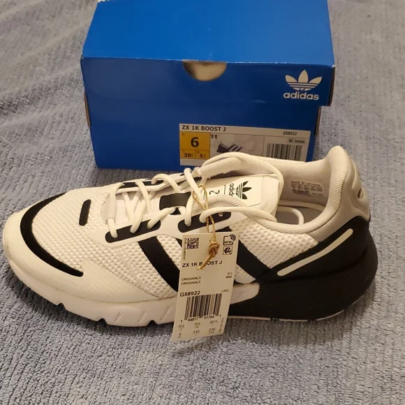 adidas gazelle silver green womens Adidas Men's ZX 1K Boost Shoes